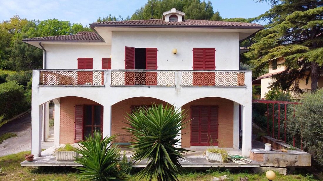 Villa in Porto San Giorgio, Marche, Italy 2 - 17739664