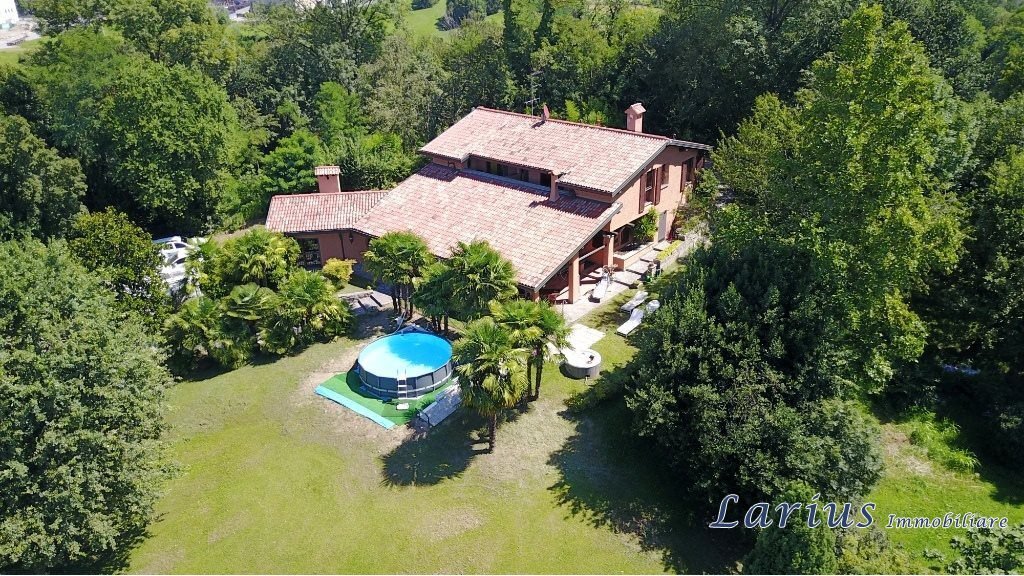Villa in Cesana Brianza, Lombardy, Italy 2 - 16105055