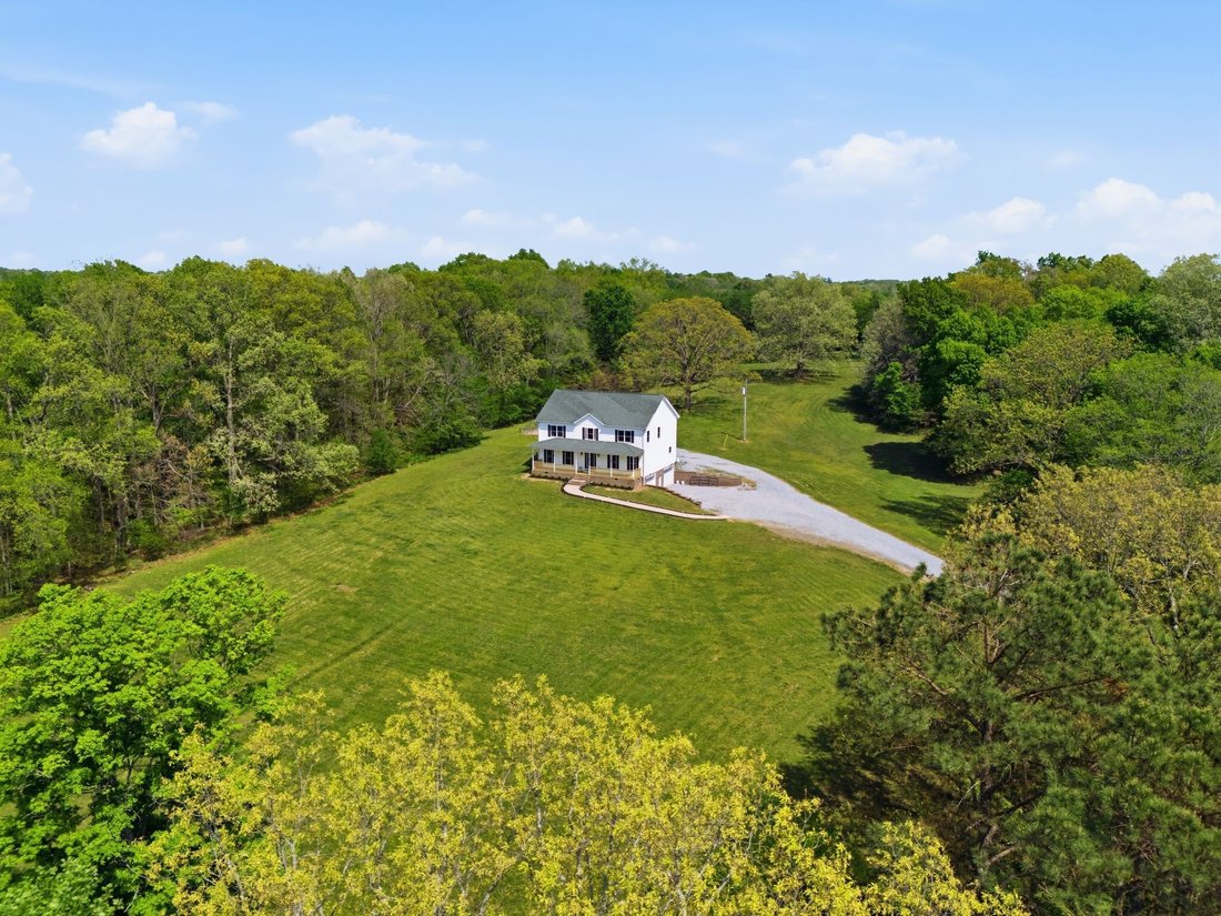 House in Dickson, Tennessee, United States 4 - 17736412