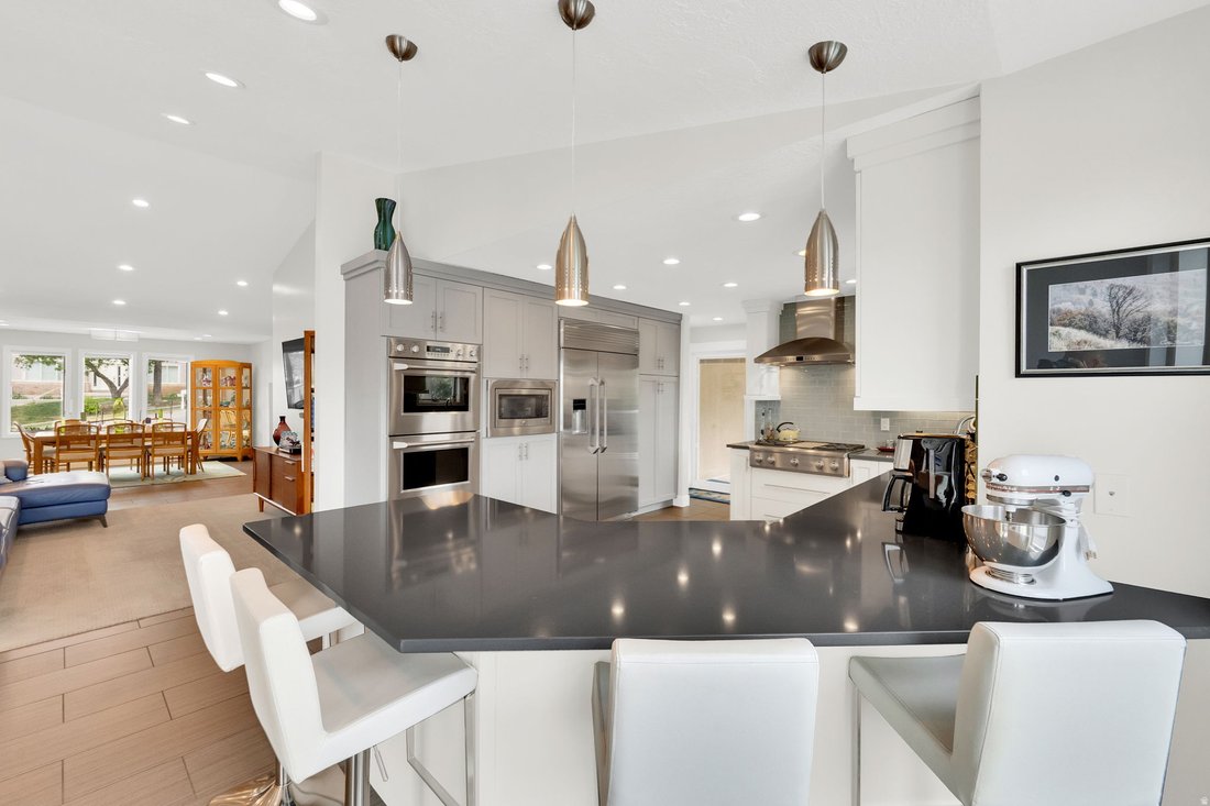 House in Bountiful, Utah, United States 3 - 17737262