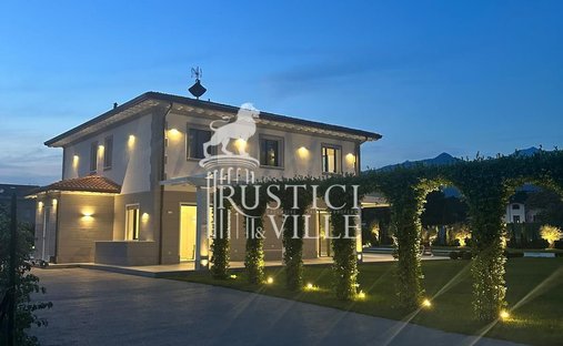 Villa in Center, Forte dei Marmi, Tuscany 1