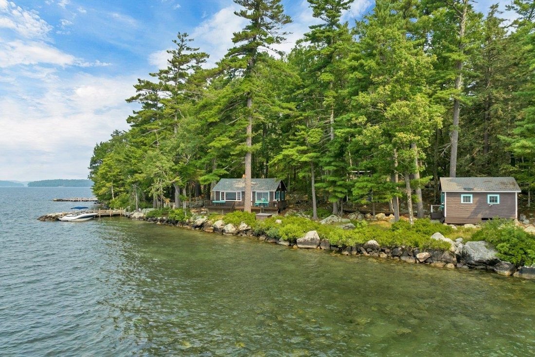 House in Gilford, New Hampshire, United States 2 - 17736343