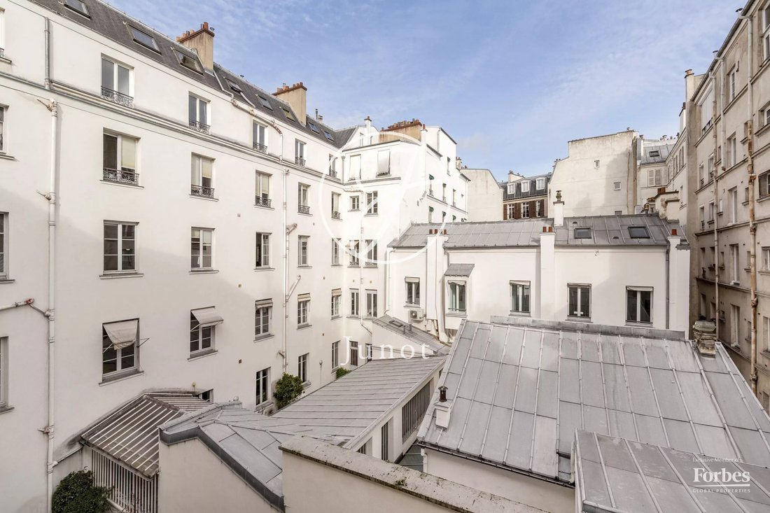 Apartment in Clichy-Trinité, Paris 9e Arrondissement, Paris 4 - 17404431