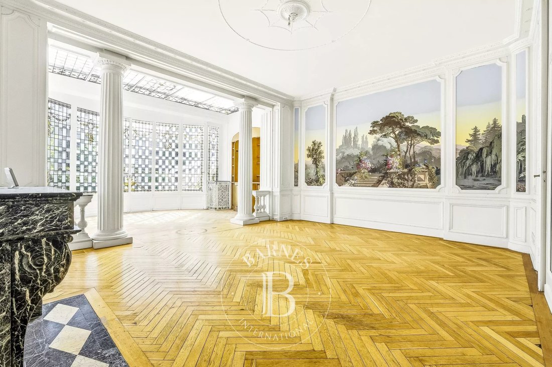 Estate in Hôtel de Ville-Quinconce-Saint Seurin-Fondaudège, Bordeaux, France 4 - 17738969