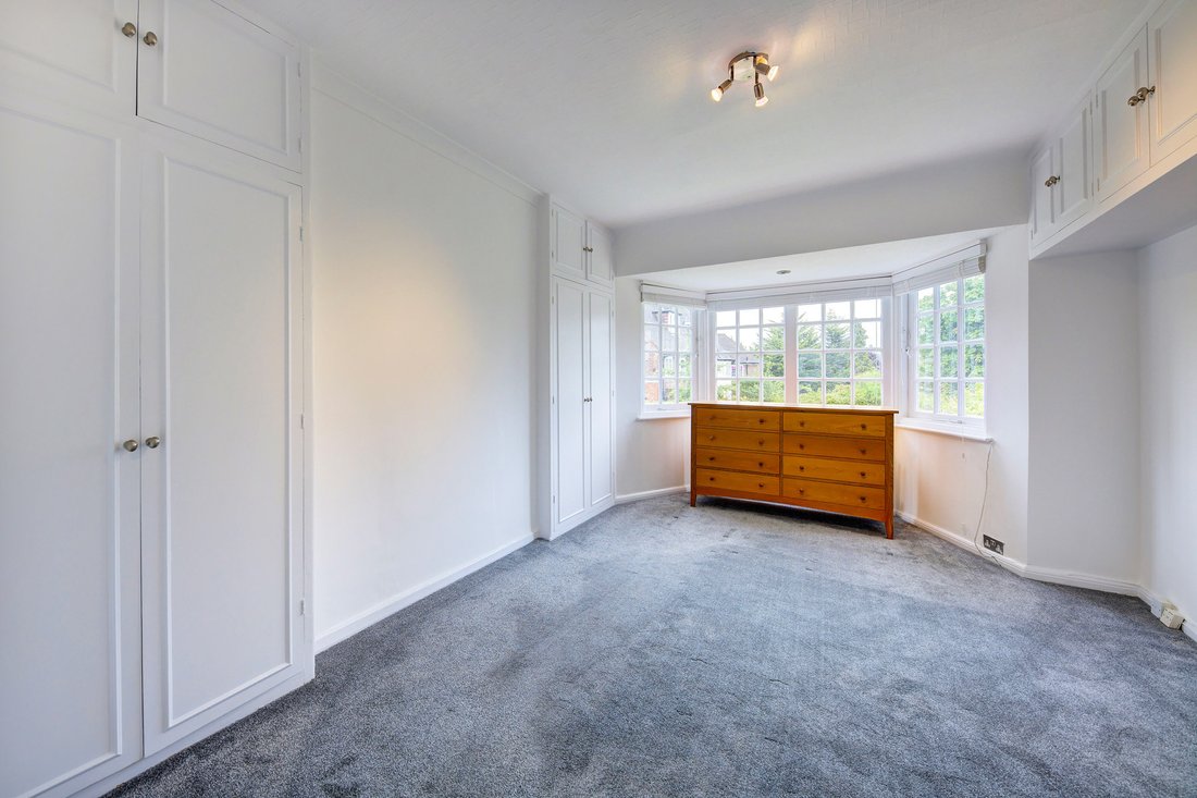 House in Hampstead Garden Suburb, Barnet, England 5 - 17737225