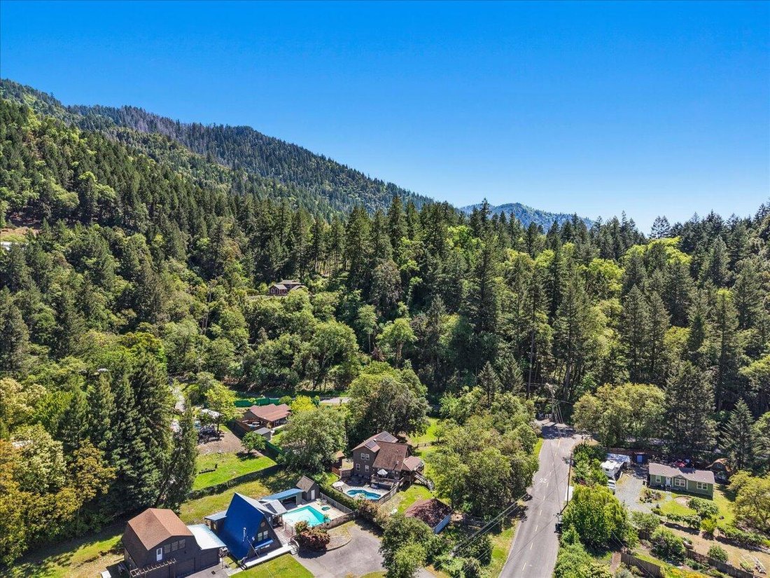 Willow Creek, California, United States 3 - 17736127