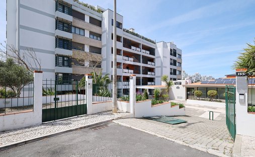 Apartment in Cascais e Estoril, Lisbon, Portugal 1