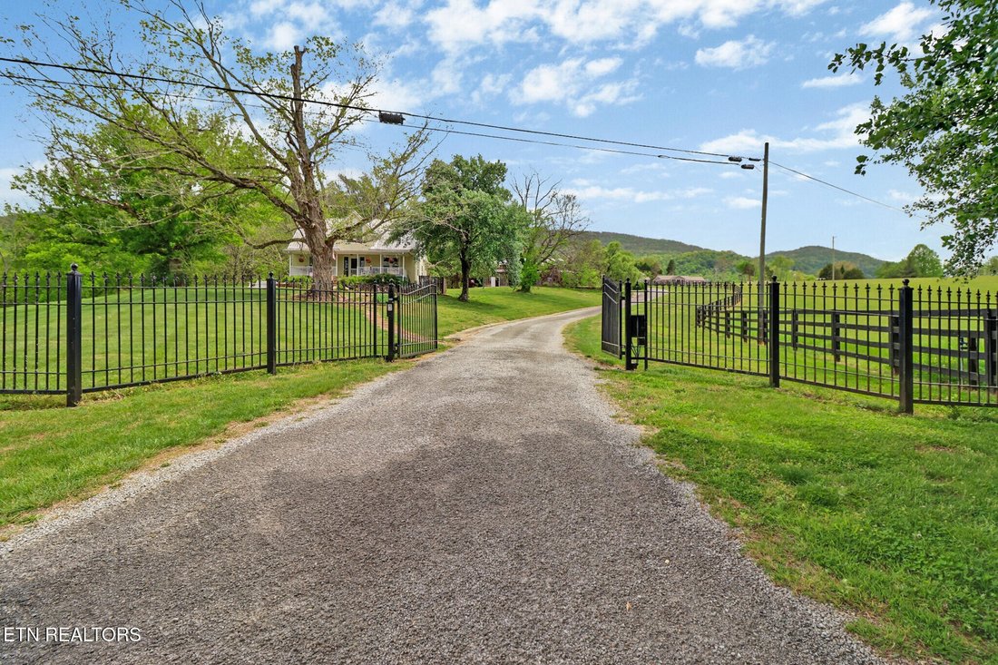 House in Pikeville, Tennessee, United States 4 - 17738211