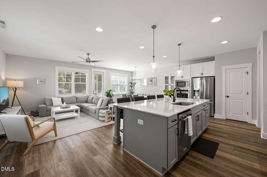 Townhouse in Cary, North Carolina, United States 1 - 17737963