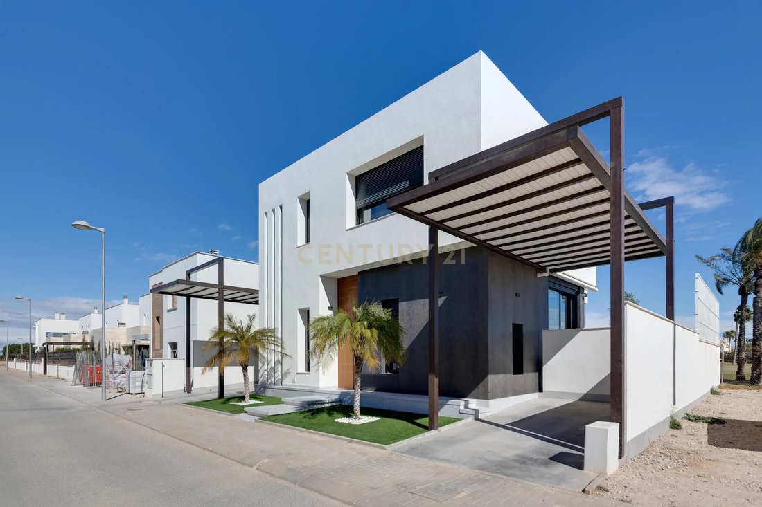 Villa in Pilar de la Horadada, Valencian Community, Spain 3 - 17738663