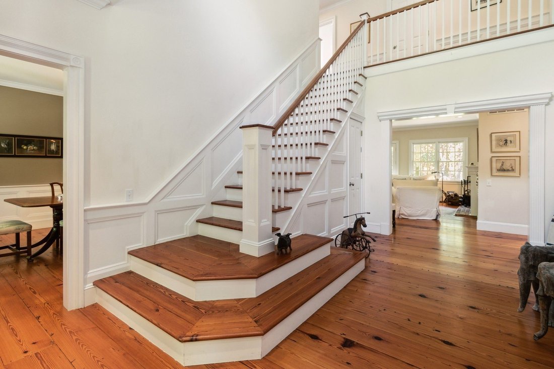 Bridgehampton, New York, United States 4 - 17735473