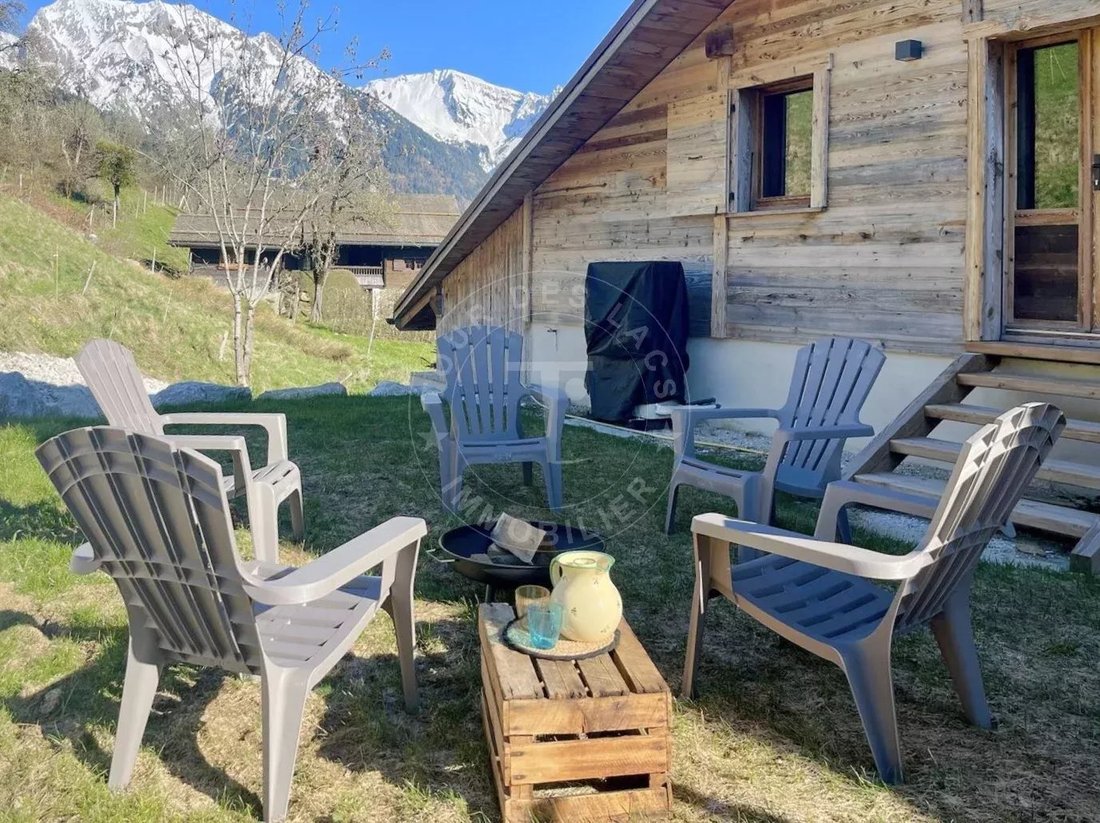 Chalet in Manigod, Auvergne-Rhône-Alpes, France 4 - 17735768