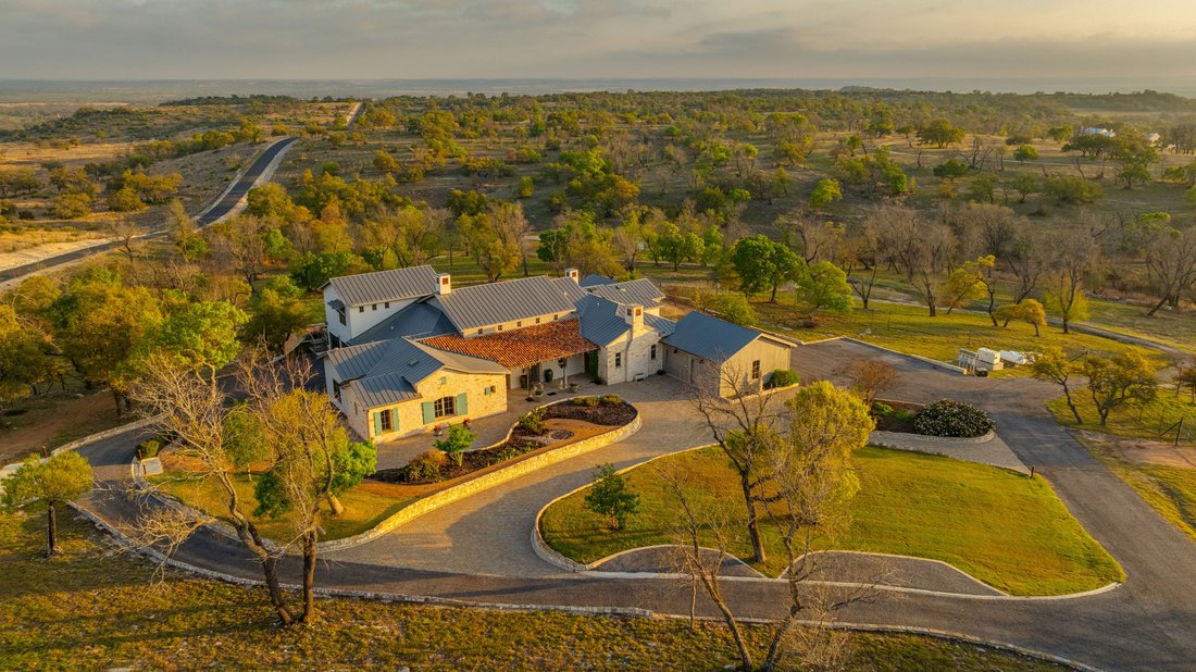 House in Fredericksburg, Texas, United States 3 - 17738983