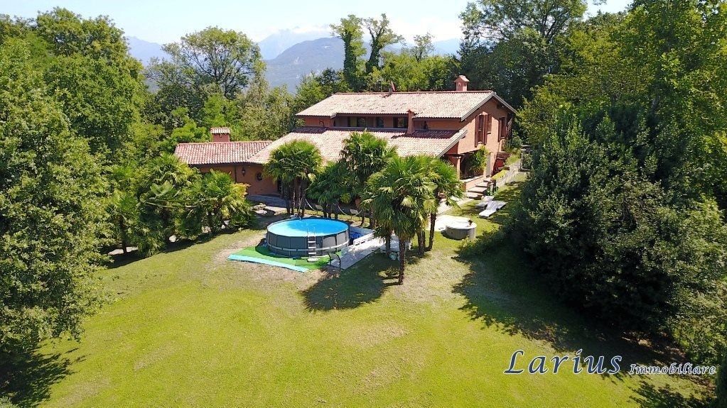 Villa in Cesana Brianza, Lombardy, Italy 1 - 16105055