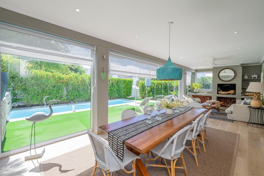 House in De Zalze Golf Estate, Western Cape, South Africa 1 - 17738710