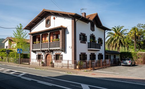 House in Usurbil, Basque Country, Spain 1