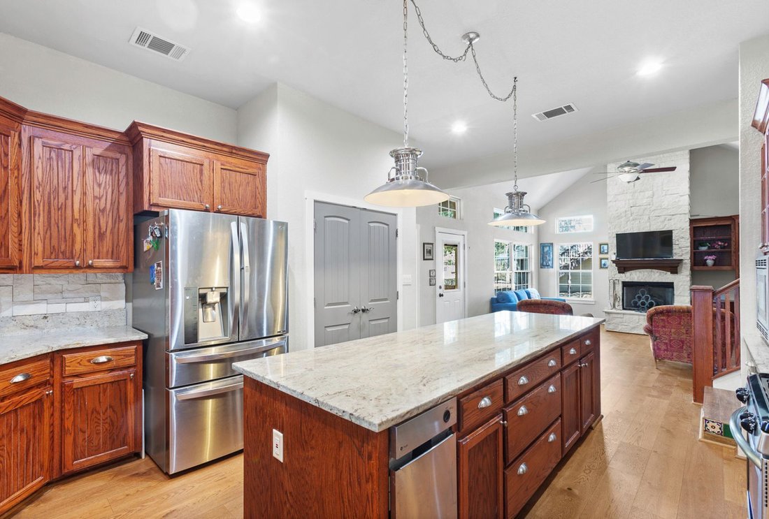 Farm Ranch in Florence, Texas, United States 4 - 17736432
