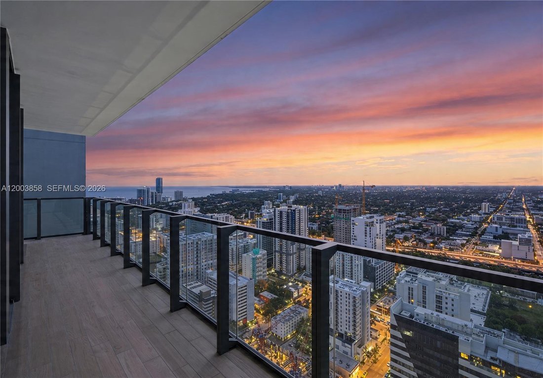 Condo in Miami, Florida, United States 1 - 17735405
