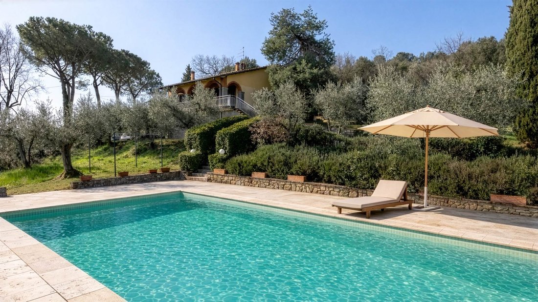 Country House in Monte San Savino, Tuscany, Italy 2 - 17738705