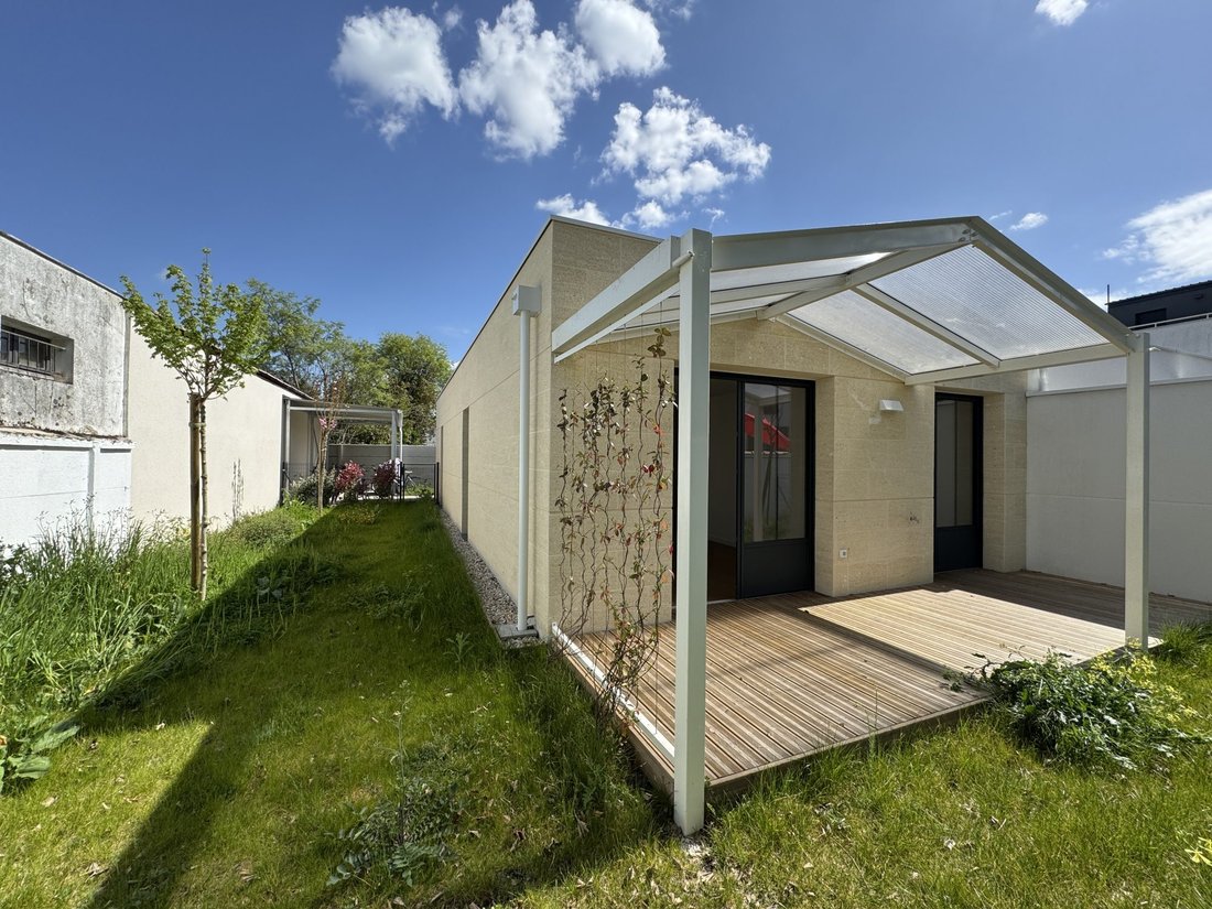 House in Talence, Nouvelle-Aquitaine, France 1 - 17739824