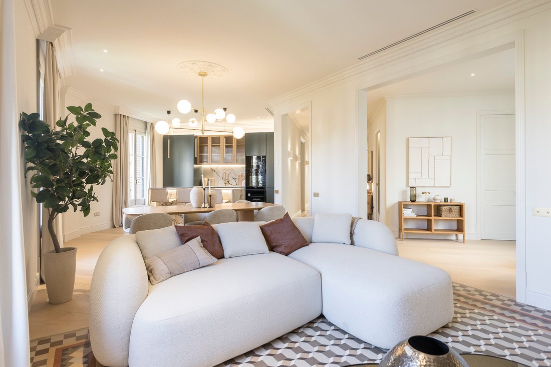 Apartment in Eixample, Barcelona, Spain 2 - 17738671
