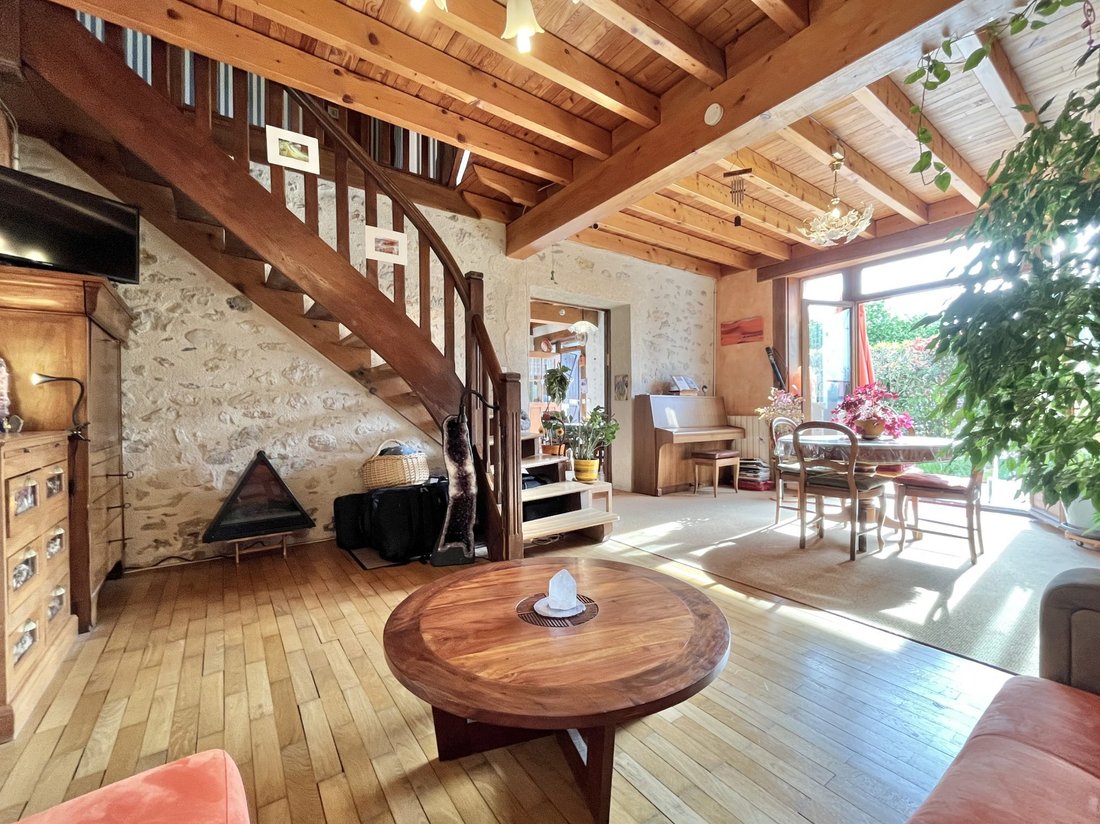 Farm Ranch in Italie-Jacotot, Aix-les-Bains, France 2 - 17739805