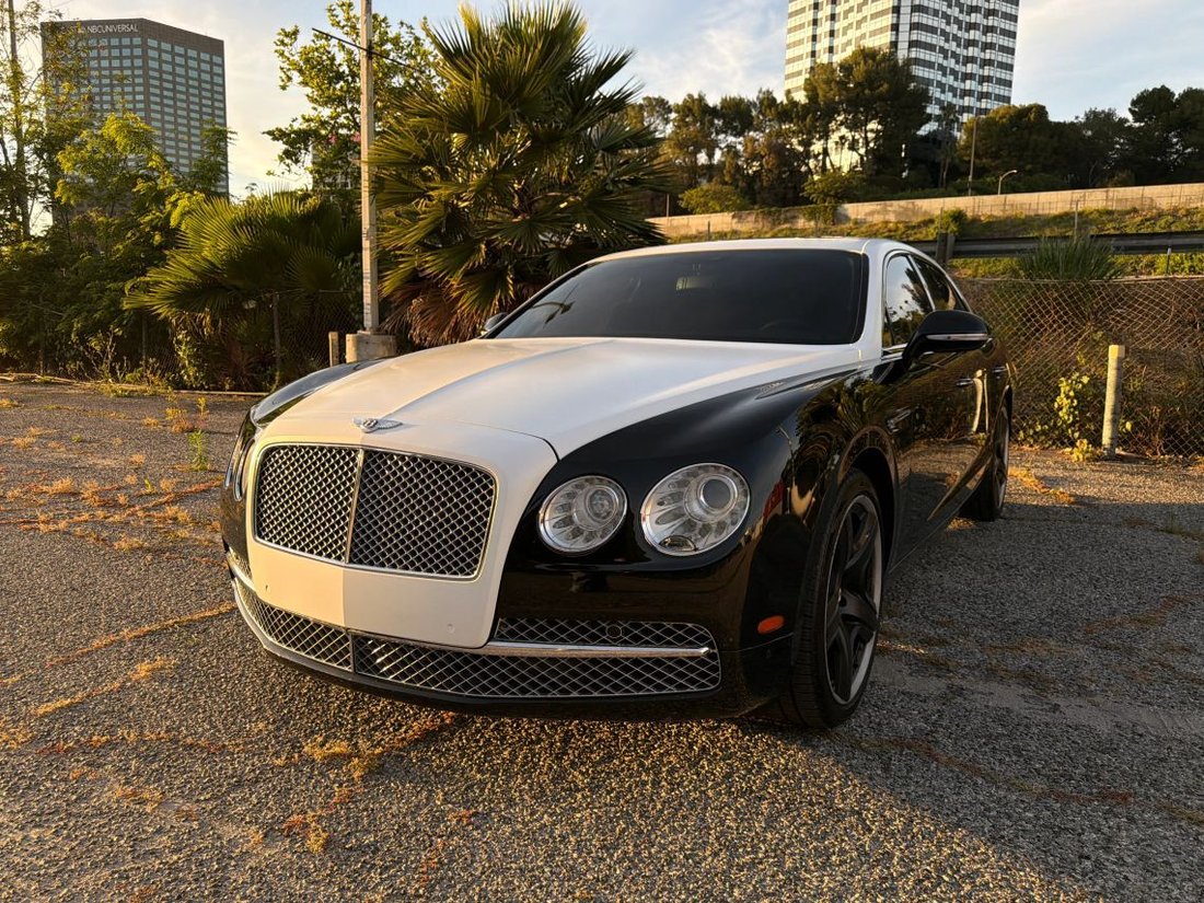 Sedan in Los Angeles, CA, United States 2 - 17739488