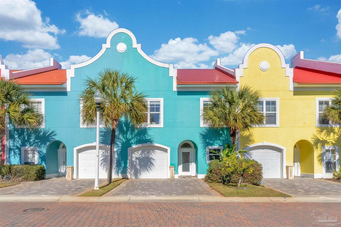Townhouse in Pensacola, Florida, United States 1 - 16222475