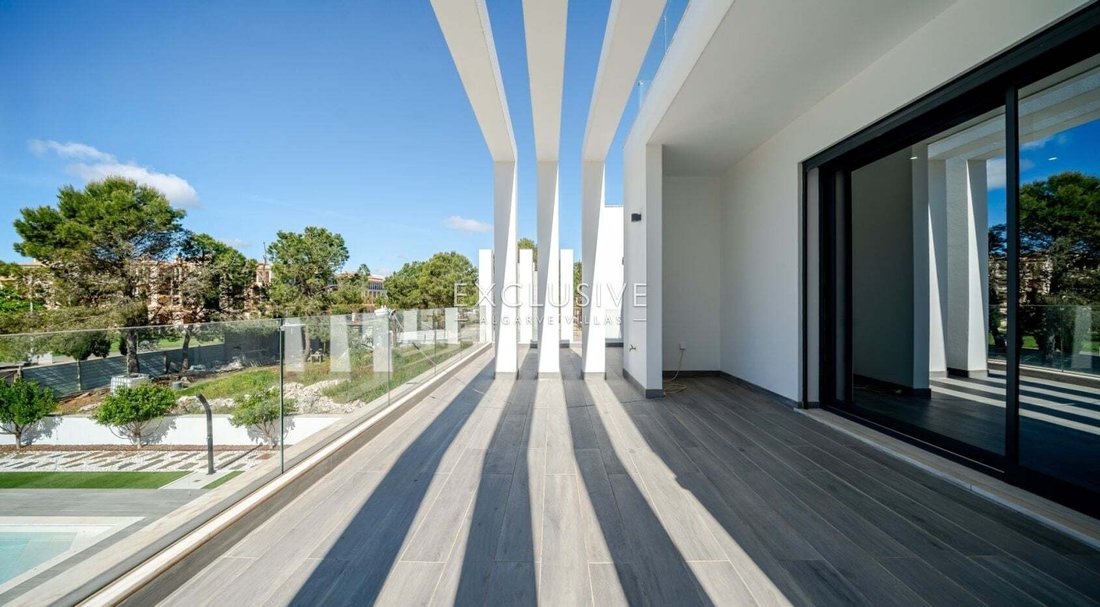 Villa in Vilamoura, Quarteira, Algarve 3 - 17738956