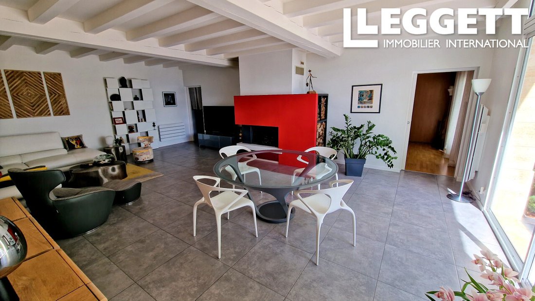 House in Vignonet, Nouvelle-Aquitaine, France 2 - 17738942