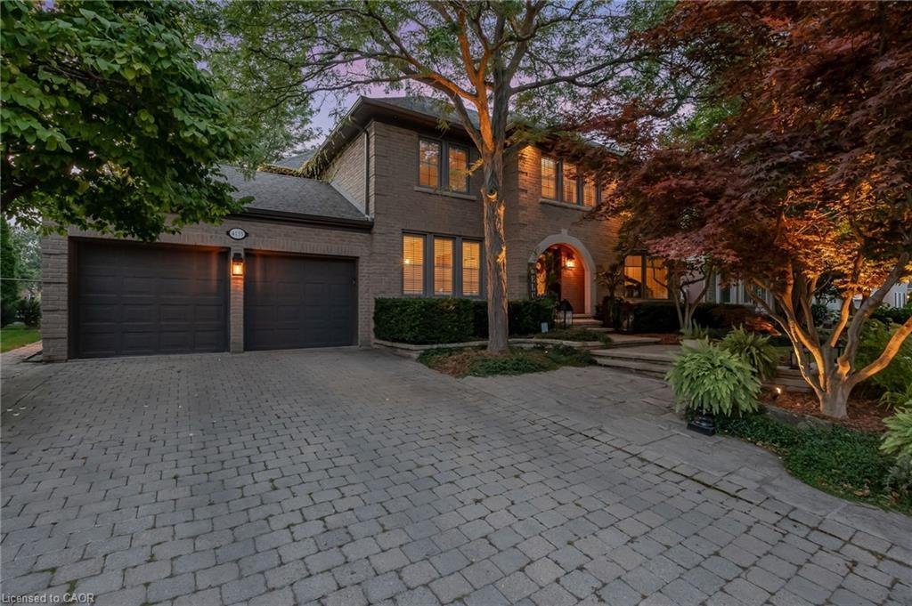 House in Burlington, Ontario, Canada 3 - 17739089