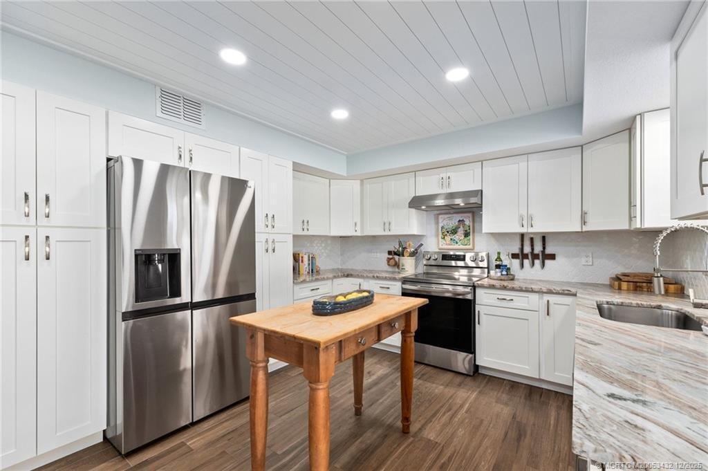 House in Stuart, Florida, United States 4 - 17739128
