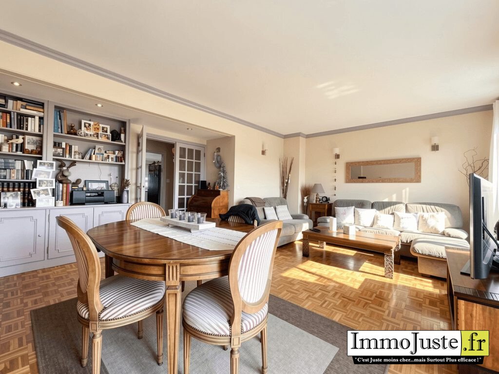 Apartment in Domaine National du Château, Versailles, France 2 - 17739870
