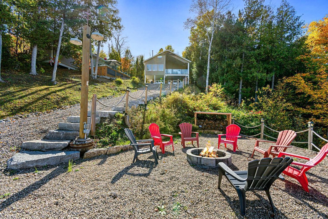 House in Boileau, Quebec, Canada 1 - 17064491