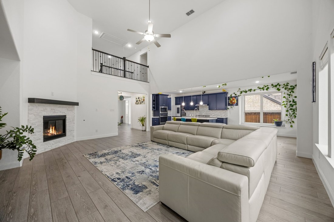 House in Lantana, Texas, United States 4 - 17739121