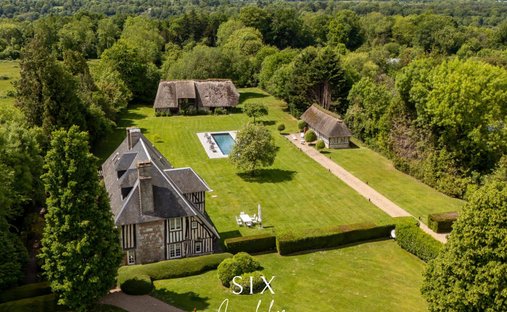 House in Secteur Sauvegarde, Honfleur, France 1