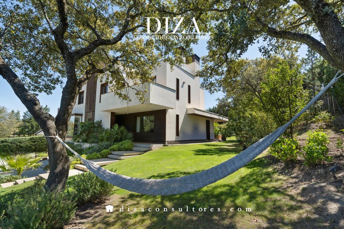 Villa in Las Rozas de Madrid, Comunidad de Madrid, Spain 4 - 17738952