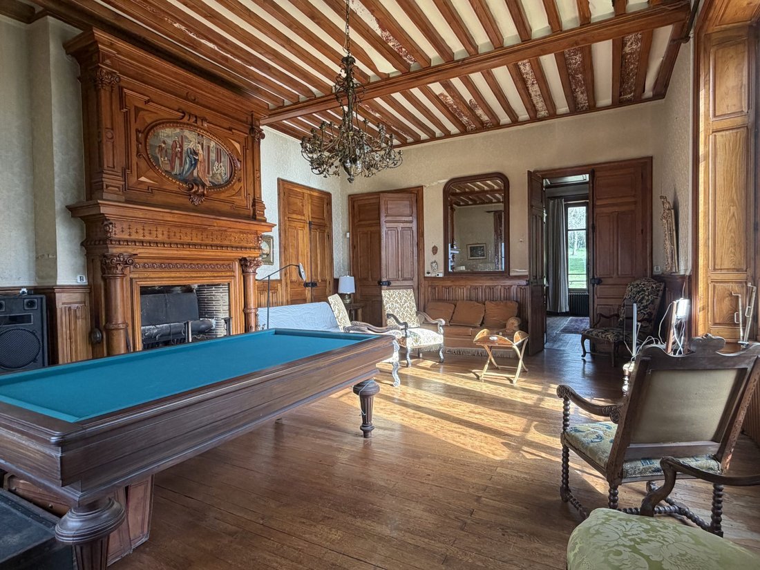Chateau in Saint-Jean-Ligoure, Nouvelle-Aquitaine, France 5 - 17739763