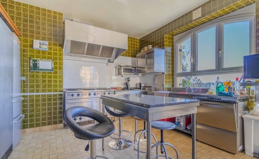 Exclusivity In Its Purest Form!! Overlooking A Private Valley, This 17 Th Century Manor Offers Total