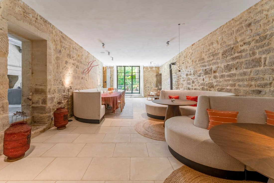 Townhouse in Saint-Rémy-de-Provence, Provence-Alpes-Côte d'Azur, France 5 - 17642061