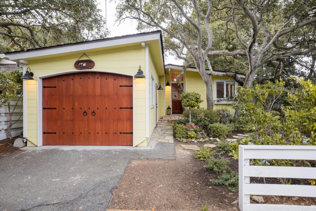 House in Carmel-by-the-Sea, California, United States 1 - 17740442
