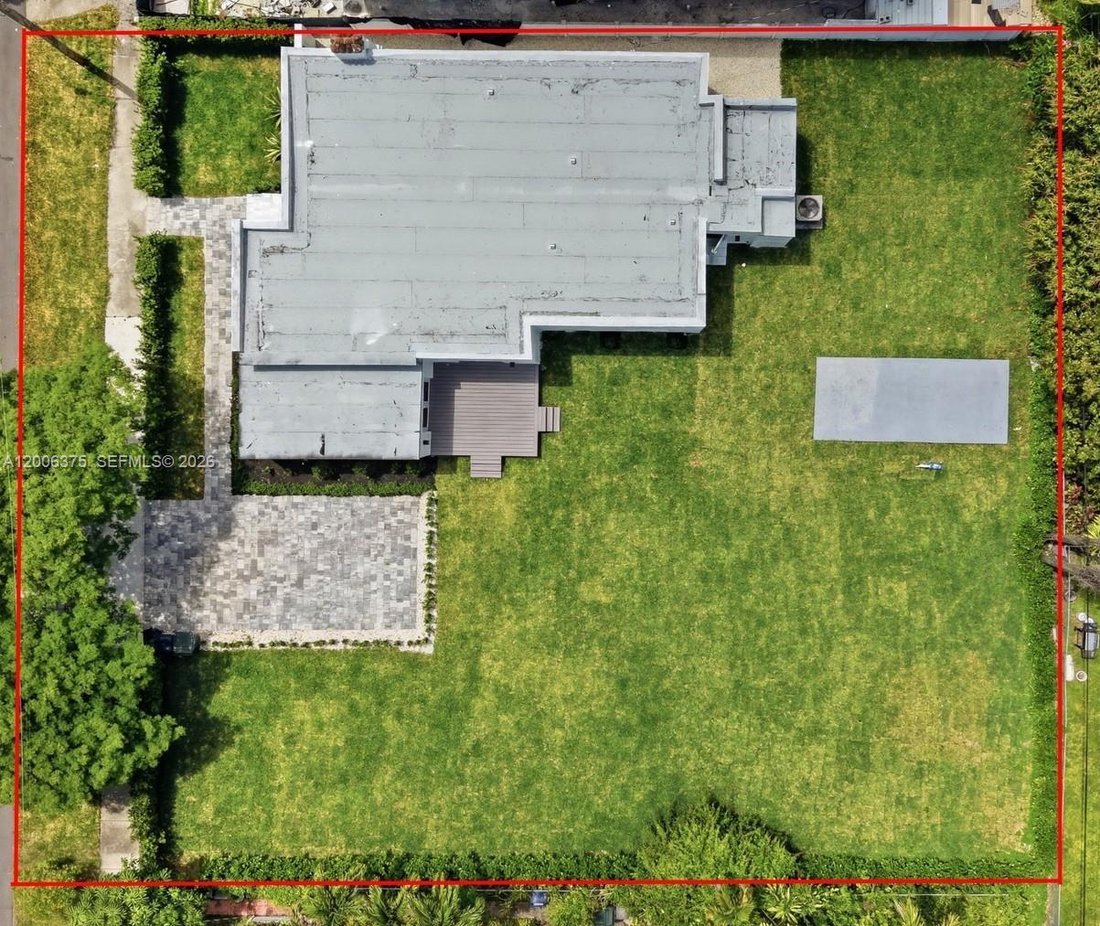 House in Miami, Florida, United States 3 - 17740642
