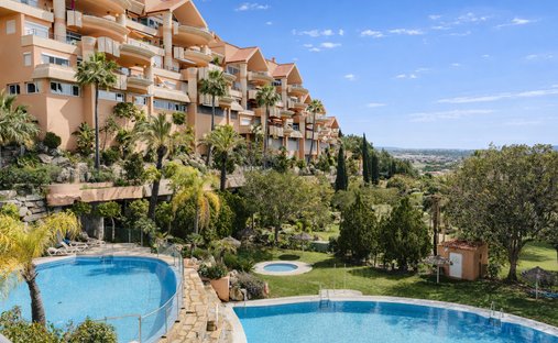 Apartamento en Nueva Andalucía, Marbella, España 1