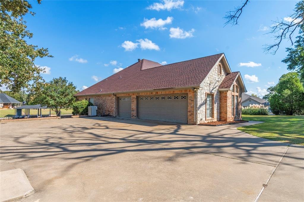 House in Gun Barrel City, Texas, United States 5 - 17740886