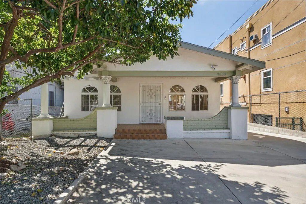 Townhouse in Los Angeles, California, United States 2 - 17390655