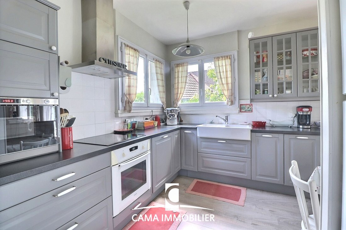 House in Vieux Village-Missionnaires, Fontenay-le-Fleury, France 4 - 17741055