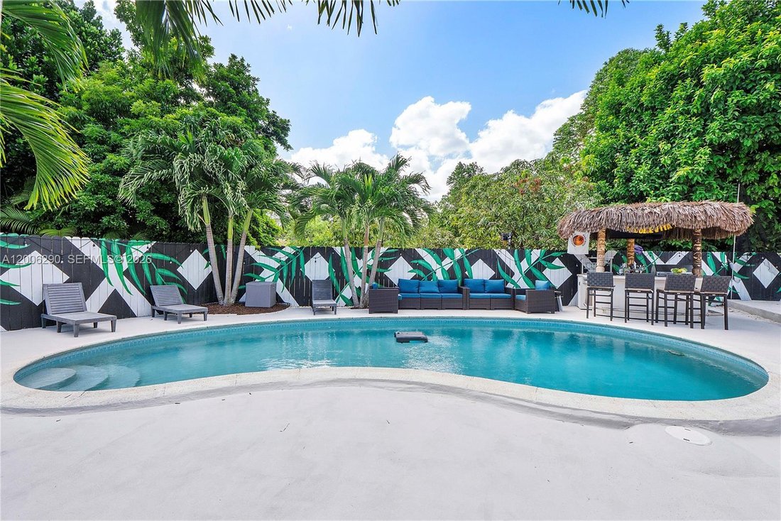 House in Miami, Florida, United States 1 - 17740646