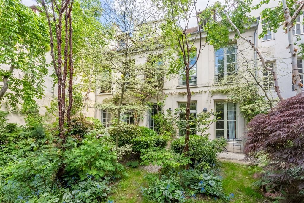 Apartment in Palais Royal, Paris 1er Arrondissement, Paris 4 - 17741018