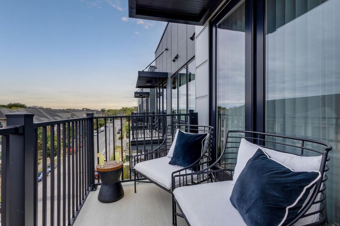 Condo in Nashville, Tennessee, United States 3 - 17740790