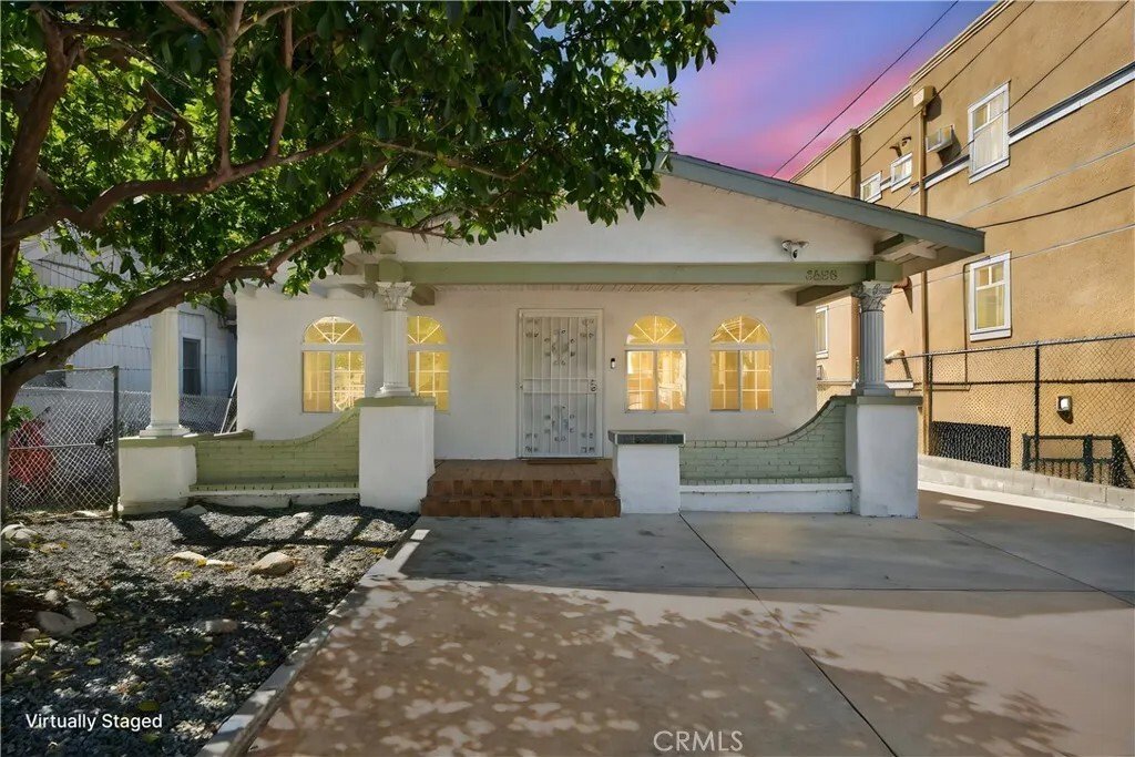 Townhouse in Los Angeles, California, United States 1 - 17390655